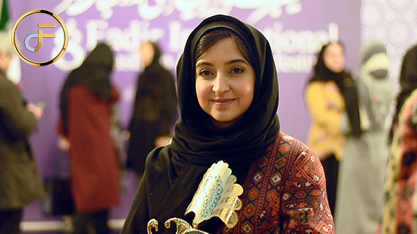 گفتگو با سمانه سمتی طراح لباس و برگزیده هشتمین جشنواره مد و لباس فجر